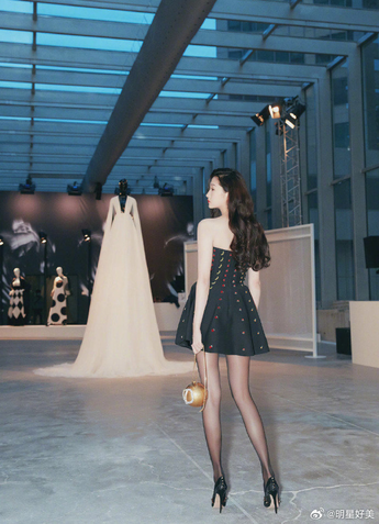 奶茶有容乃大海纳百川小黄鸭互动